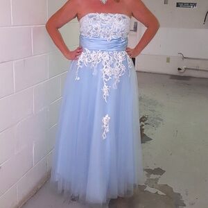 Strapless light blue, ab crystals, full tulle skirt, plus size 18-20